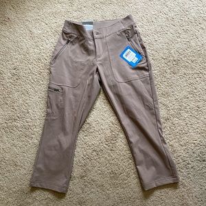 Columbia capris